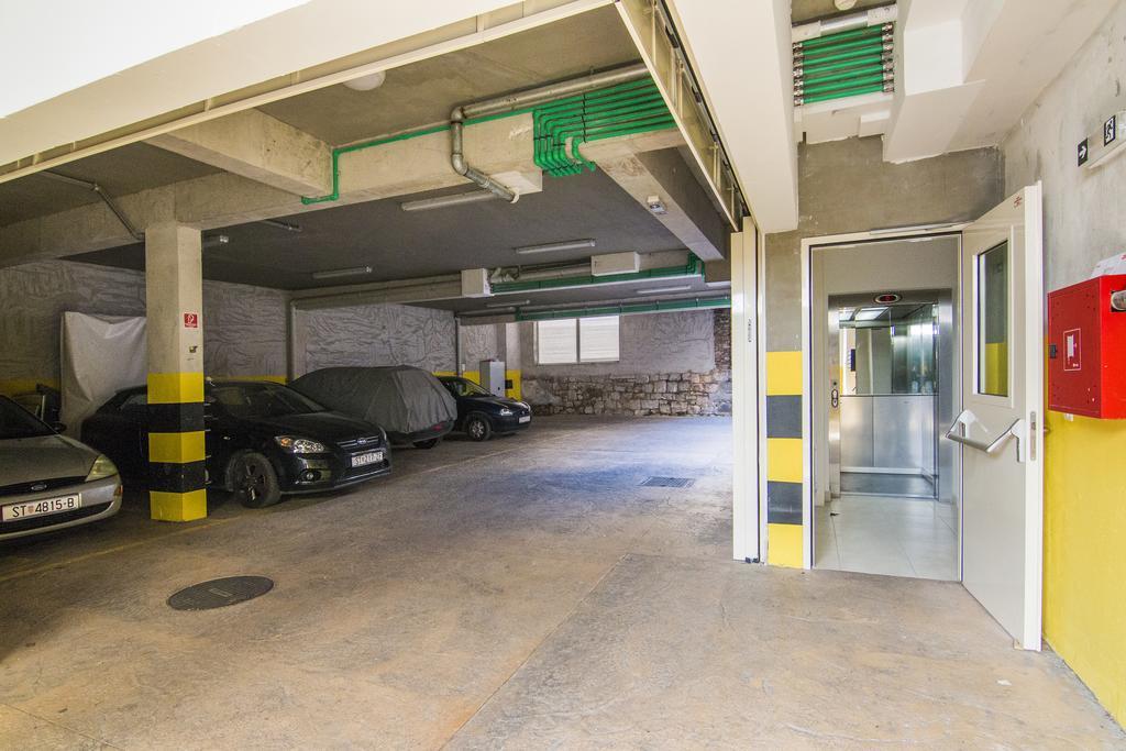 Laura Lux Suites Split Dış mekan fotoğraf