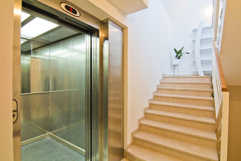 Laura Lux Suites Split Dış mekan fotoğraf
