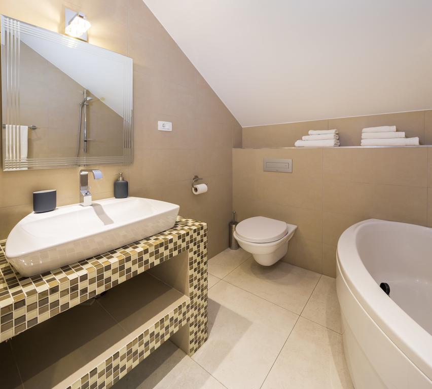 Laura Lux Suites Split Dış mekan fotoğraf
