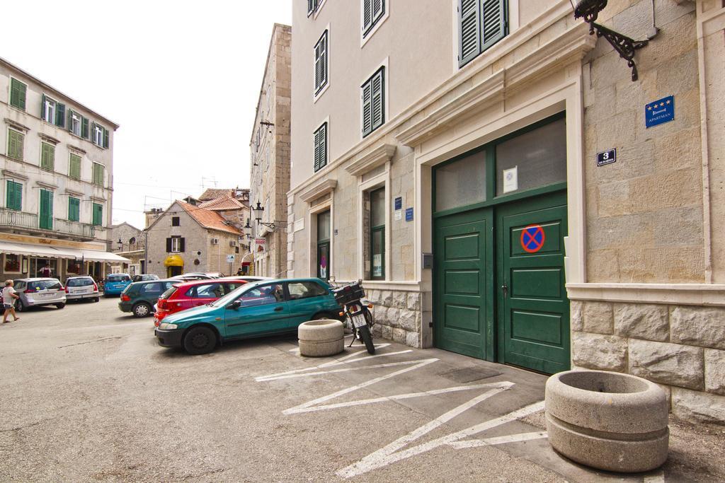 Laura Lux Suites Split Dış mekan fotoğraf